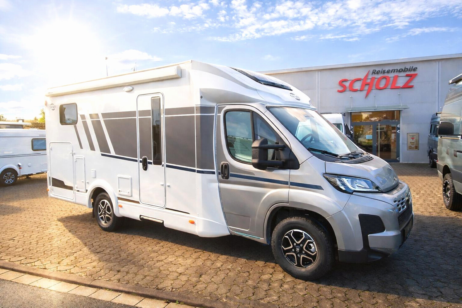 Carado T 328 PRO+