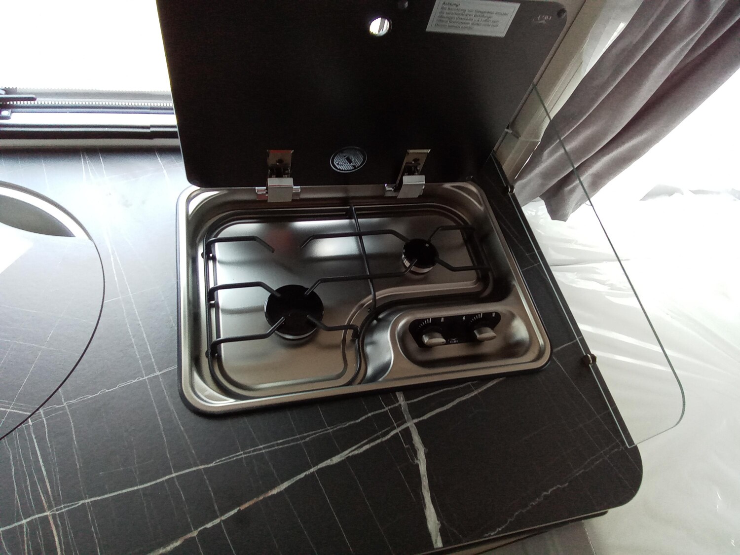 Hymer Eriba Touring 430 - Bild 9 Hymer Eriba Touring 430 - Vorschaubild - Bild 9