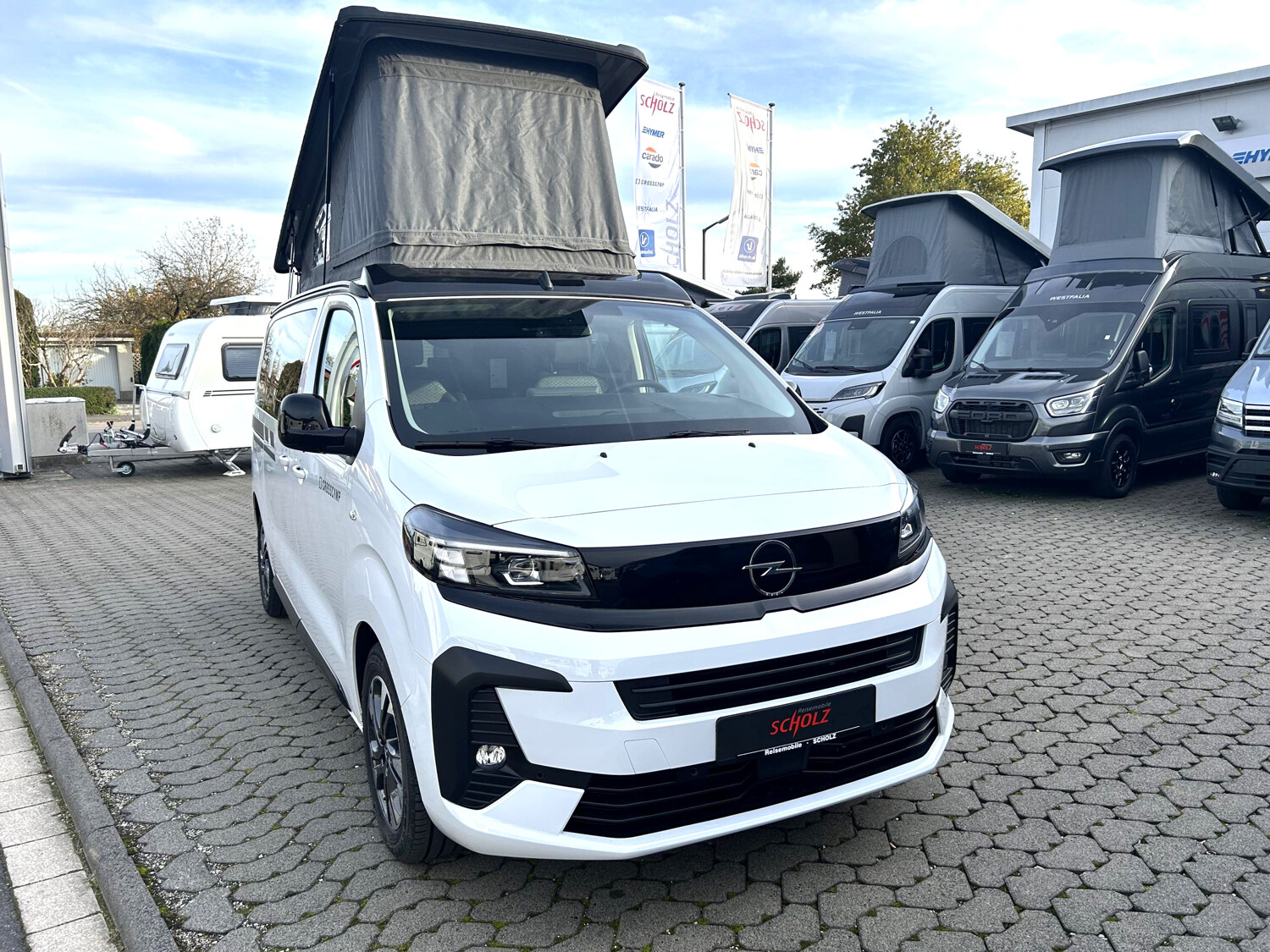 Crosscamp EXPLR Opel 5.0 F - Bild 4 Crosscamp EXPLR Opel 5.0 F - Vorschaubild - Bild 4