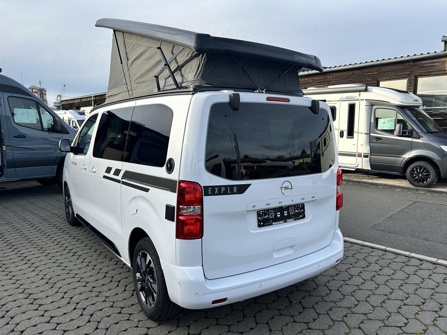 Crosscamp EXPLR Opel 5.0 F - Bild 6 Crosscamp EXPLR Opel 5.0 F - Vorschaubild - Bild 6