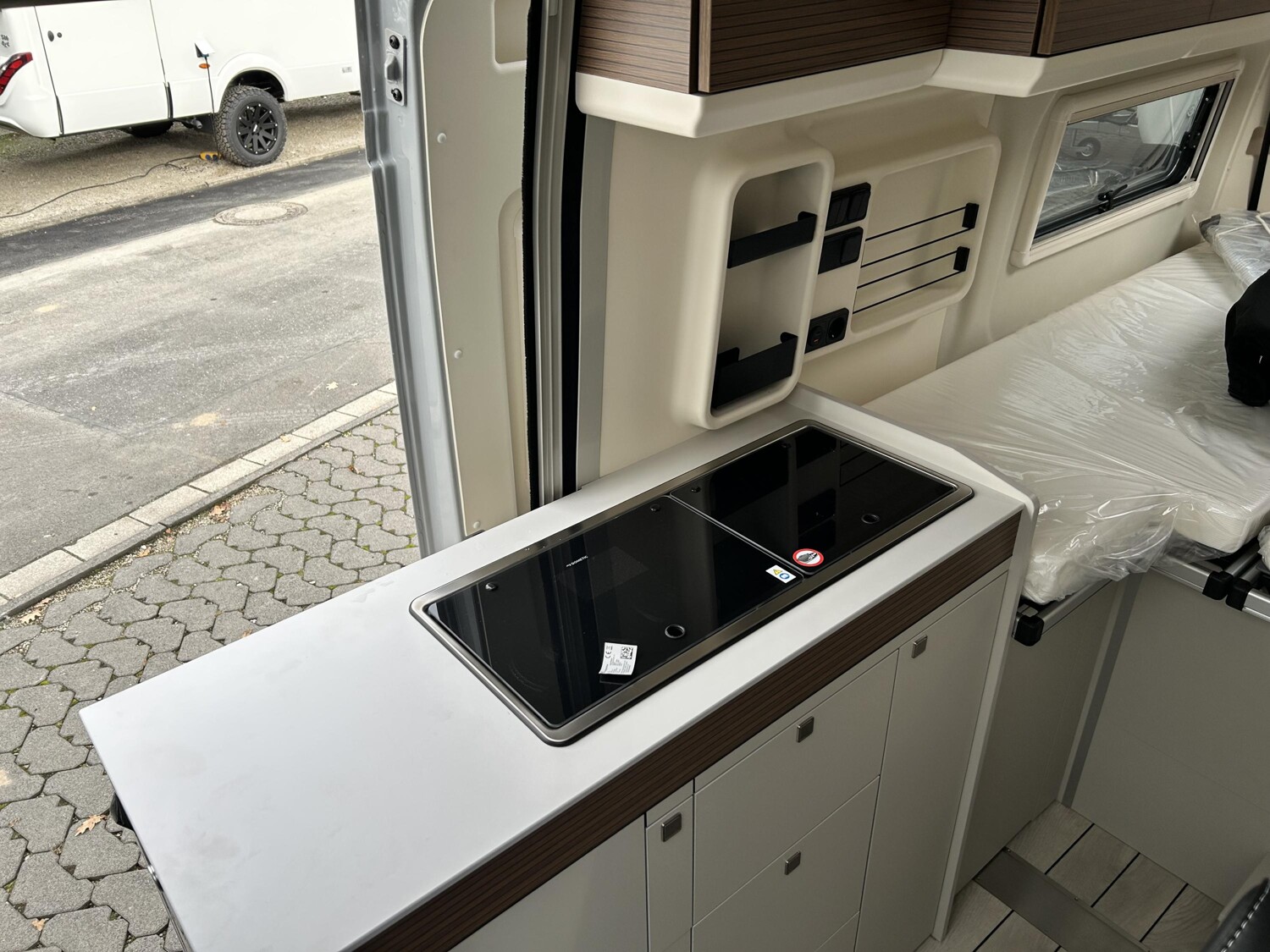 Westfalia Columbus 600 E 180 PS*Aut* - Bild 11 Westfalia Columbus 600 E 180 PS*Aut* - Vorschaubild - Bild 11