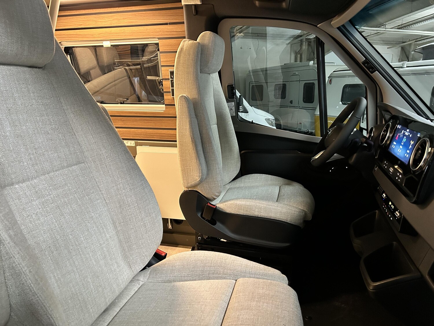 Hymer Grand Canyon S 600 - Bild 6 Hymer Grand Canyon S 600 - Vorschaubild - Bild 6