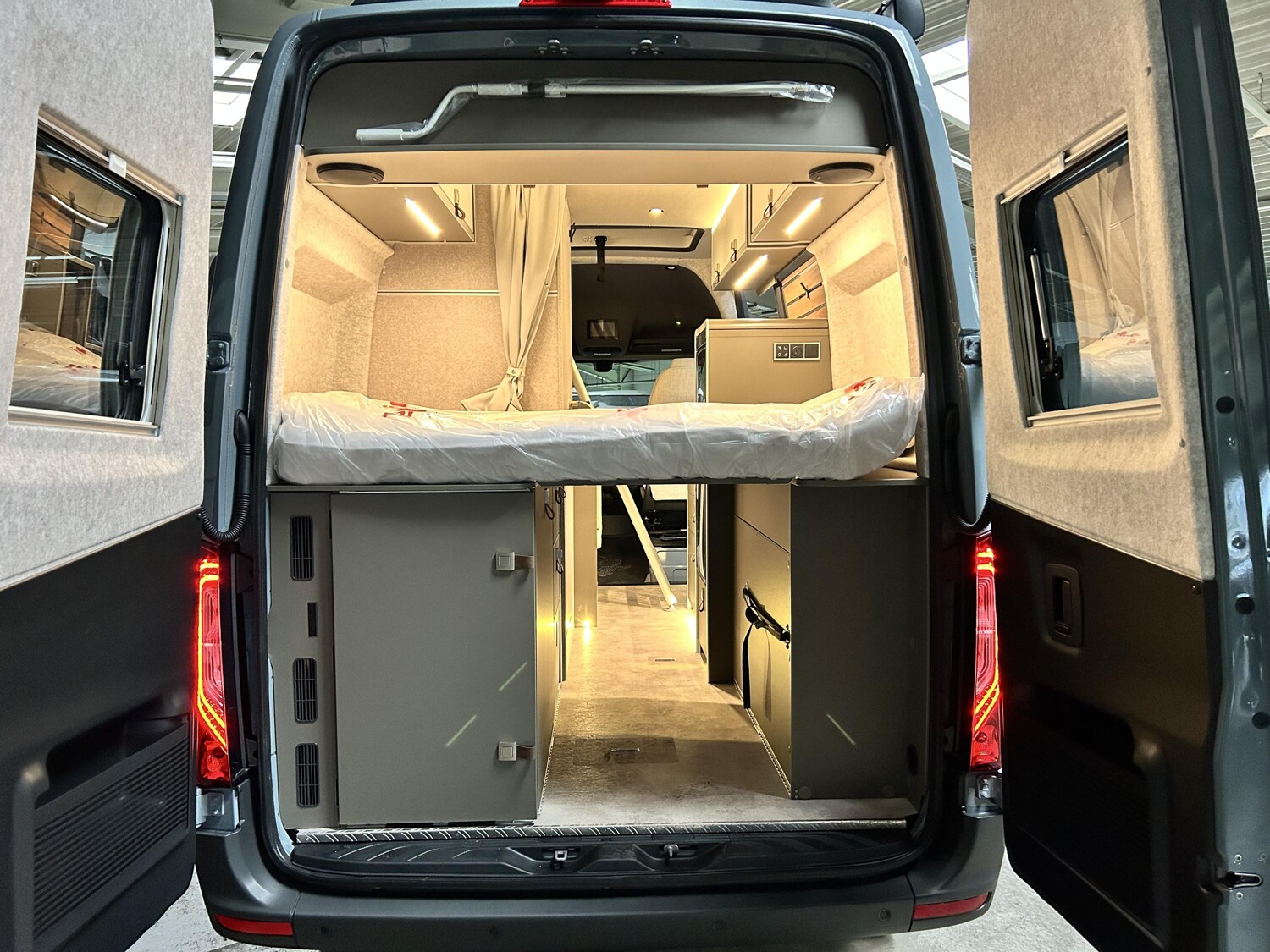 Hymer Grand Canyon S 600 - Bild 16 Hymer Grand Canyon S 600 - Vorschaubild - Bild 16