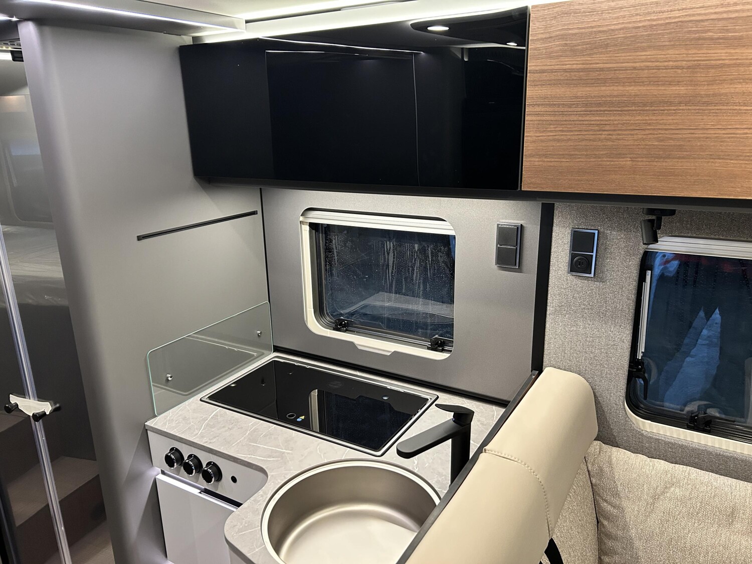 Hymer B-Klasse MC I 680 - Bild 9 Hymer B-Klasse MC I 680 - Vorschaubild - Bild 9