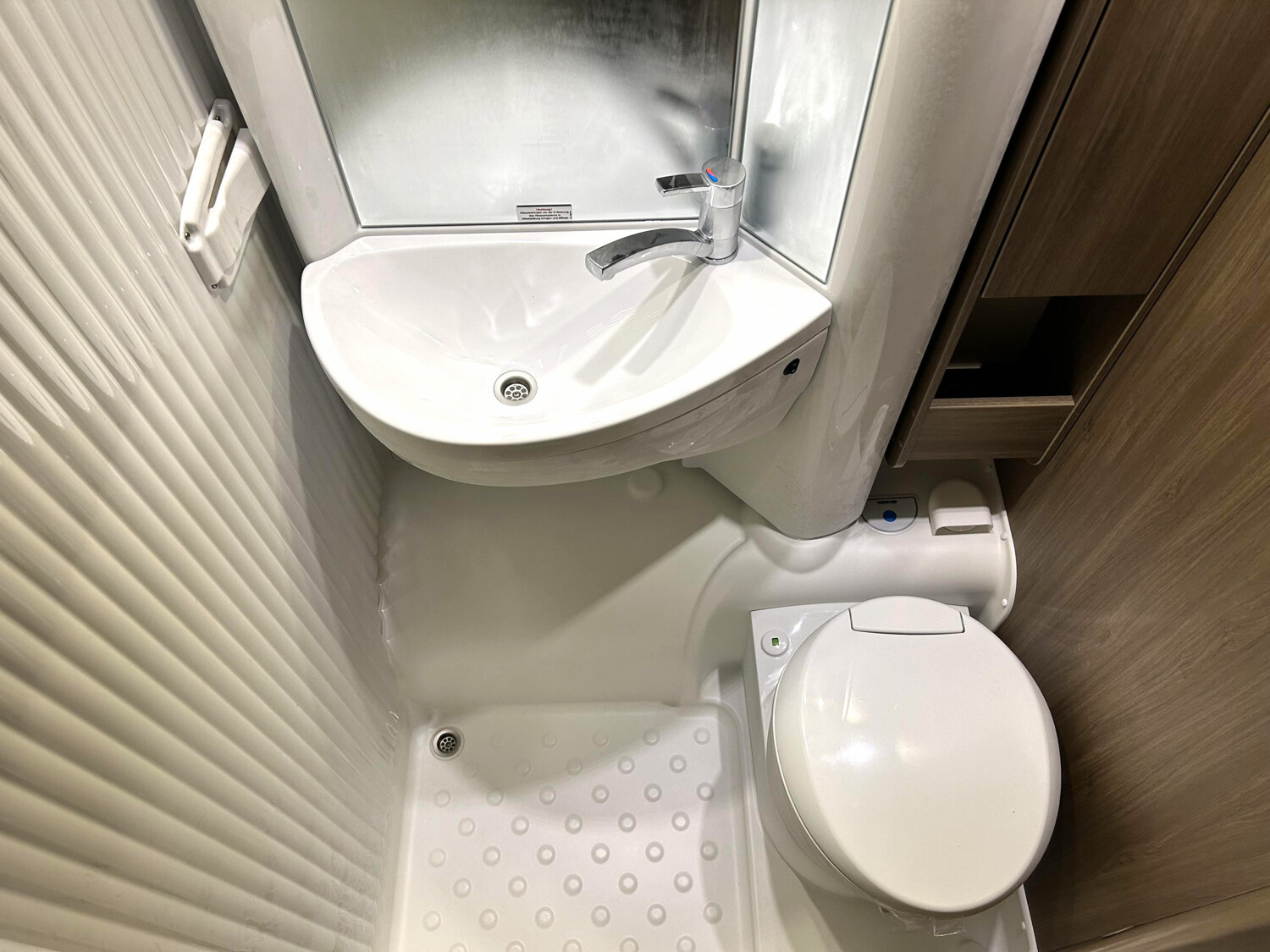 Carado V 337 - Bild 13 Carado V 337 - Vorschaubild - Bild 13