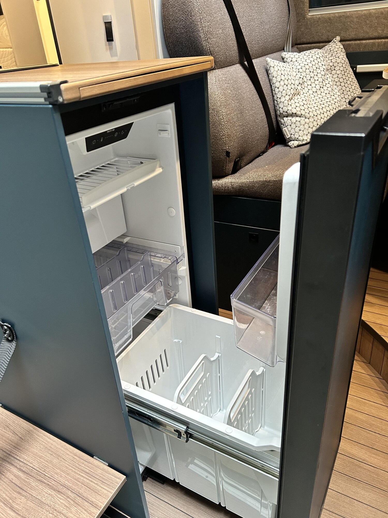 Hymer Eriba Car 600 - Bild 12 Hymer Eriba Car 600 - Vorschaubild - Bild 12