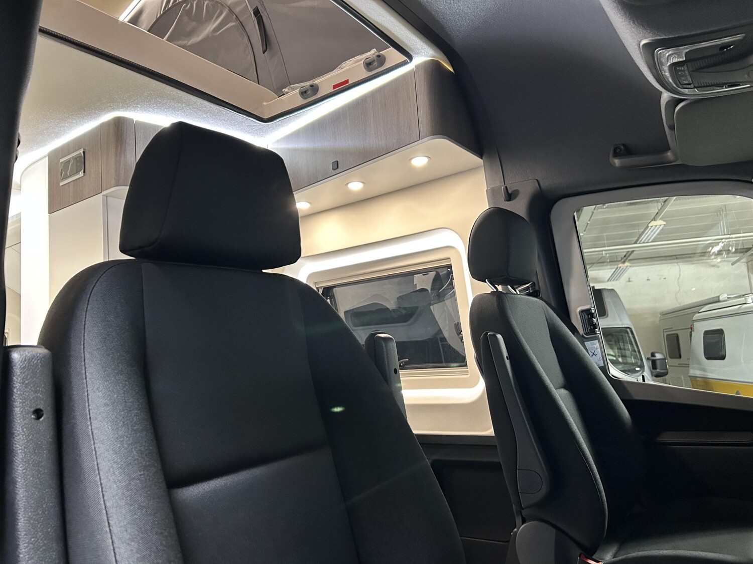 Westfalia James Cook 600 D Premium - Bild 6 Westfalia James Cook 600 D Premium - Vorschaubild - Bild 6