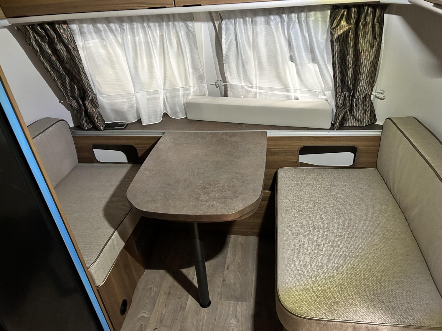 Hymer Eriba Touring 642 - Bild 5 Hymer Eriba Touring 642 - Vorschaubild - Bild 5