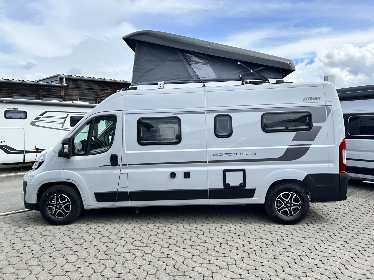 Hymer Redwood 600 - Bild 2 Hymer Redwood 600 - Vorschaubild - Bild 2