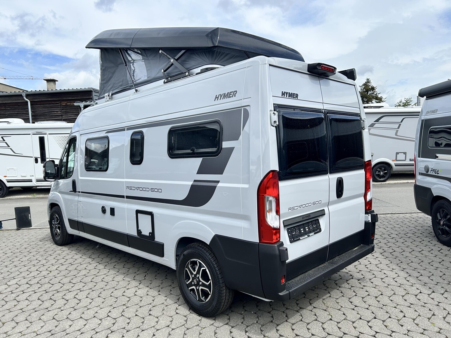 Hymer Redwood 600 - Bild 15 Hymer Redwood 600 - Vorschaubild - Bild 15