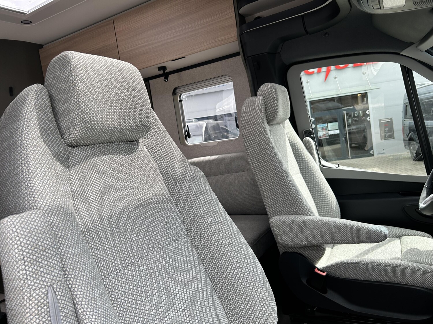 Hymer GT-S 685 - Bild 4 Hymer GT-S 685 - Vorschaubild - Bild 4