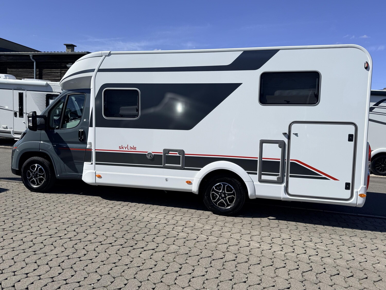 Bürstner Lyseo Time Skyline 690 G - Bild 4 Bürstner Lyseo Time Skyline 690 G - Vorschaubild - Bild 4