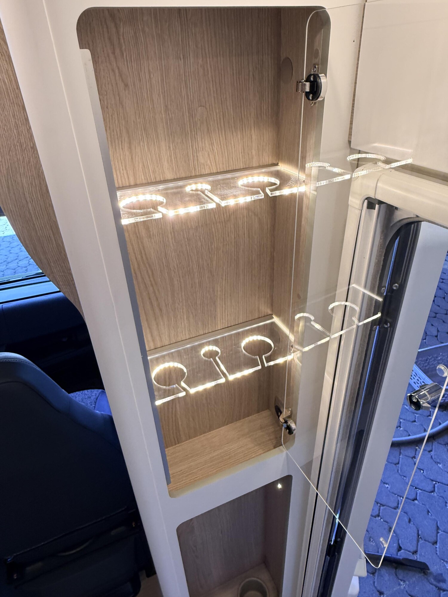 Bürstner Lyseo Time Skyline 690 G - Bild 8 Bürstner Lyseo Time Skyline 690 G - Vorschaubild - Bild 8